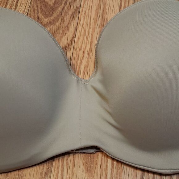 Bali Nude Underwire Bra   - Picture 2 of 7